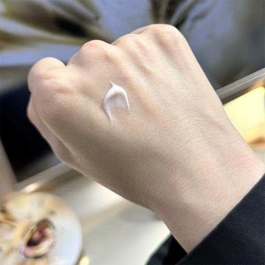 兰蔻菁纯三件正装礼盒款（菁纯玫瑰水150ml+菁纯眼霜20ml+菁纯清爽面霜60ml） 礼盒装 节日送礼必备 商品图7