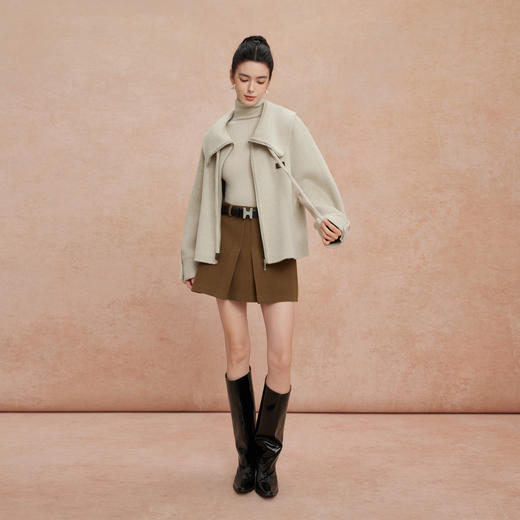 QH932斯尔丽25新款轻薄保暖性强韩版廓形简洁大方大翻领减龄短大衣 商品图3