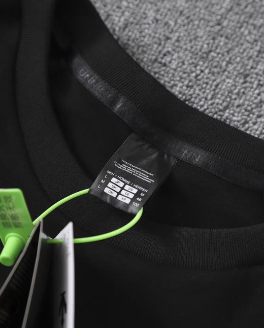 D112045秋冬休闲运动高克重立体剪裁圆领套头卫衣 商品图11