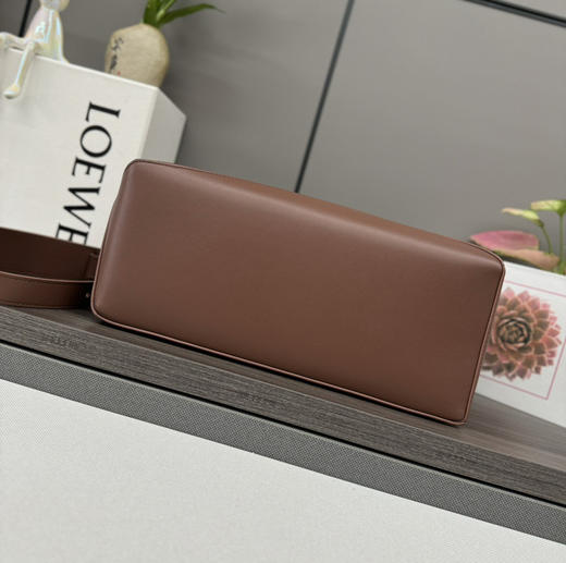 秋冬特惠💰1500 原单罗意威LO℮w℮ 新尺寸 柔软牛皮革Puzzle 手袋062433 商品图3