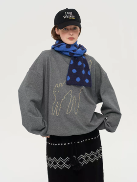 local tag/lt25awk62/生气猫咪 温暖杂灰色刺绣圆领卫衣