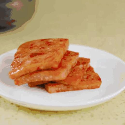 开年福利❤️59.9元到手6盒+送1盒+送52g🎁米其林星级工艺【王家渡低温午餐肉】肉质细腻 鲜嫩多汁 营养更健康，0添加！小朋友放心吃！用来炒饭，夹三明治，涮火锅，煮泡面 商品图1