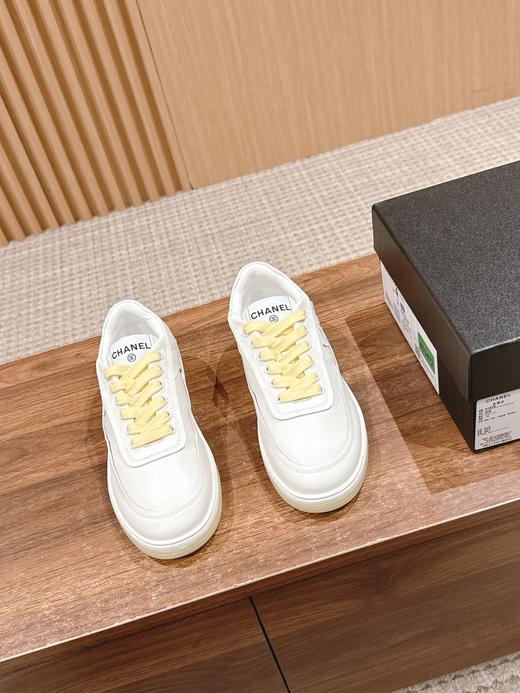 香奈儿    2024ss/  香奈儿新款全皮休闲小白鞋 运动滑板鞋 （ZX*DBG） 商品图3