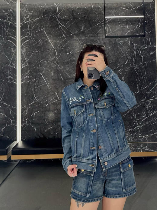 赛琳 25秋冬新款 刺绣花朵牛仔外套(TM) 商品图6