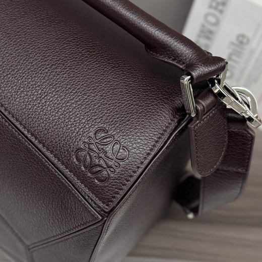 秋冬特惠💰1500 原单罗意威LO℮w℮ 新尺寸 大号柔软鹿皮Puzzle 手袋052446 商品图4