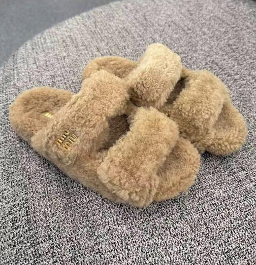 女款毛绒拖鞋zh017 商品图0