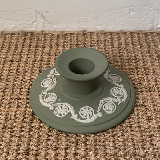 英国Wedgwood Jasperware浮雕陶瓷烛台 碧绿 商品图0