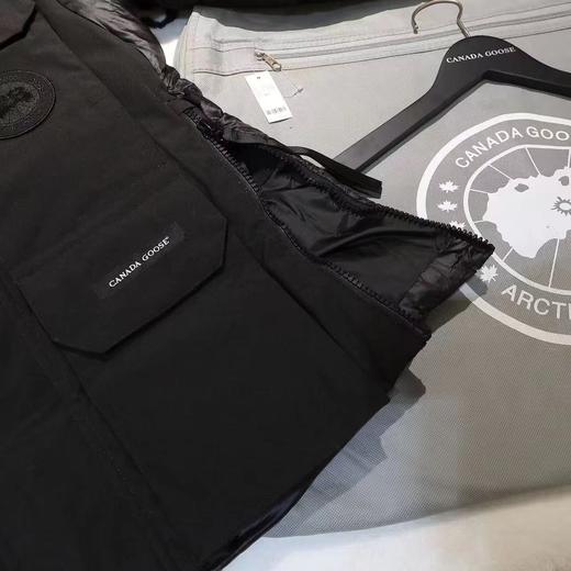 D112047连帽拼接毛领黑标派克羽绒服男女同款 商品图5