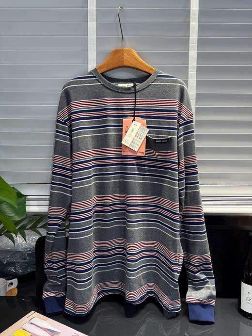 时髦妞们来❗️𝟐𝟓秋冬新款miu～条纹衫长袖 情侣款 商品图7