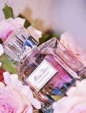 越南拆盒抽检介意勿拍𝐃𝐢𝐨𝐫花漾甜心香水