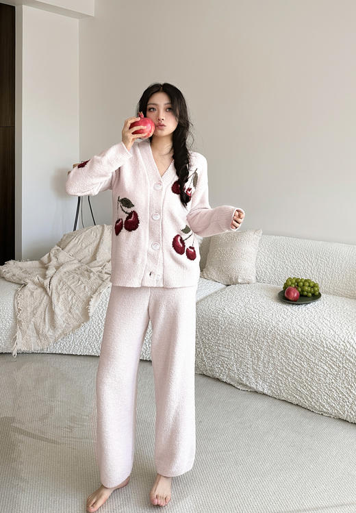 官网1599！GP家软绵绵半边绒樱桃开衫睡衣套装女 加绒加厚保暖月子服家居服 商品图4