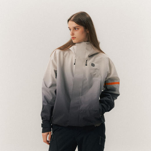 【李百万推荐】C2.5渐变冲锋衣硬壳外套新款UPPERVOID二普纬度 商品图1