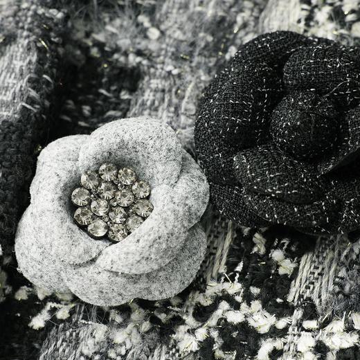 「高货wl」全新升级【铂金会员358/天猫479/差价121】(01810)洛诗琳法式小香风外套2025秋冬新款格子山茶花胸针短外套 商品图3