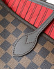 秋冬特惠💰1390 渠道级LV【全钢五金 变码芯片】te级LV 全套包装 41357棋盘格红 经典购物袋 大号 商品缩略图5