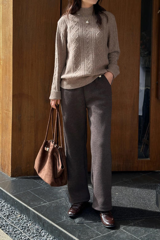 原价400+💰降温特惠❗️一条过冬❗️【米兰时装周品牌Marland·人字纹加绒加厚直筒裤】工厂直销价！通体奥粒绒内里、保暖加倍、无畏严寒✅立体剪裁设计，遮肉显瘦，完全不臃肿✅3色，可穿到180斤 商品图11