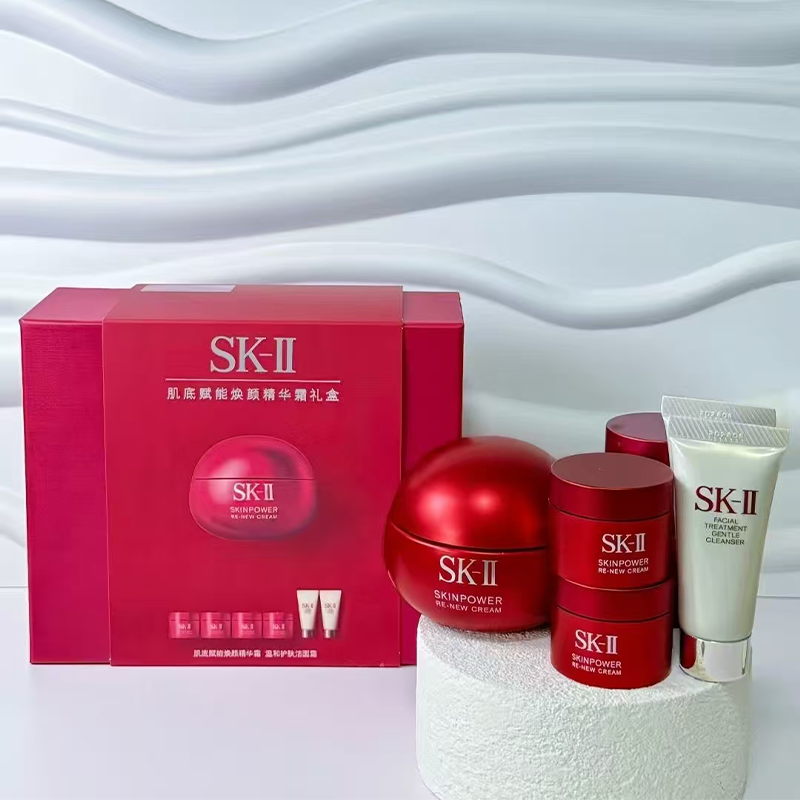 【新品上市】SKII肌底赋能焕颜精华霜礼盒（新版大红瓶面霜80g+面霜15g*4+洁面20g*2）