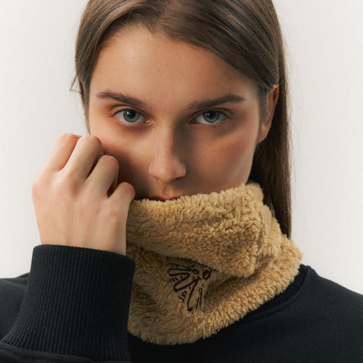 IRINA脖套全包裹围巾长毛绒保暖轻量秋冬新款UPPERVOID二普纬度 商品图2