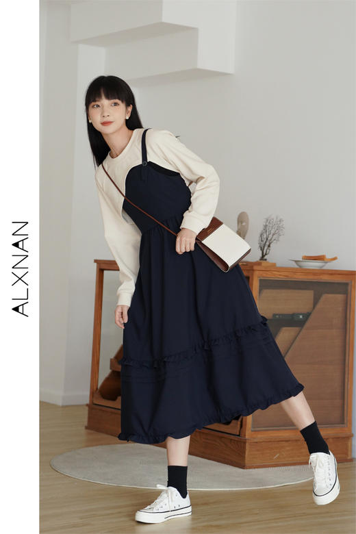 鹿向南吊带两件套装女长袖2025秋季新款连衣裙设计感气质中长裙子LXN21221 商品图5