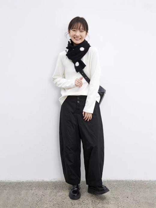 步履不停/5D16101C/半高不规则绣花T恤 商品图4