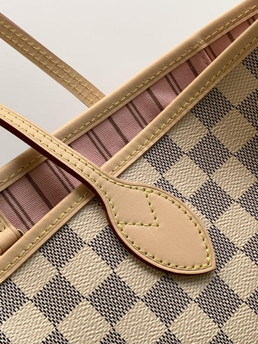 秋冬特惠💰1290 渠道级LV【全钢五金 变码芯片】te级LV 全套包装 41605白格 经典购物袋 中号 商品图5