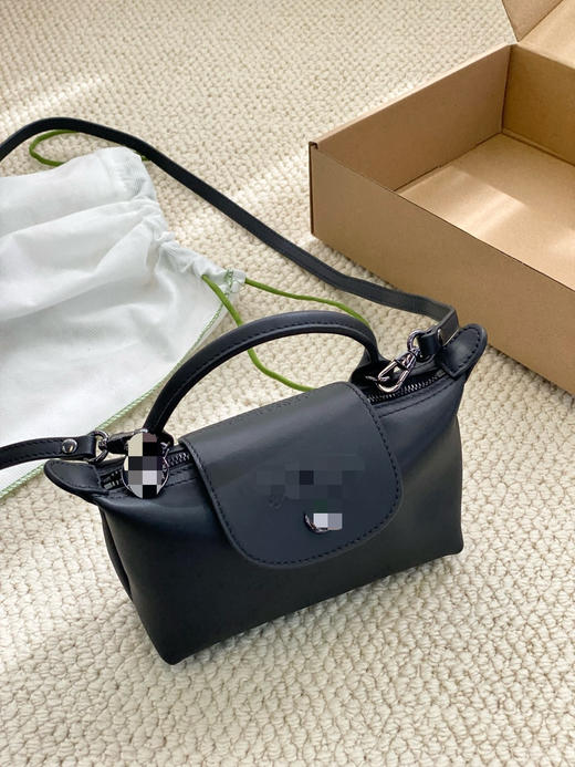 1121-2 龙虾迷你小哈化妆包 零钱包 商品图10