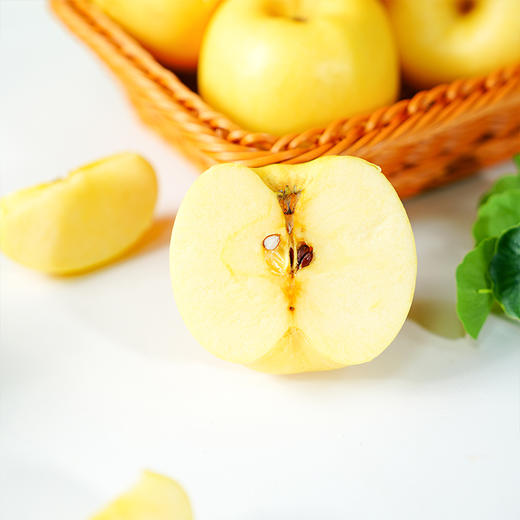 【优琦】慕雪维纳斯®黄金苹果3.8斤小果
（果径70mm，10-12个果，净重3.8斤+） 商品图2