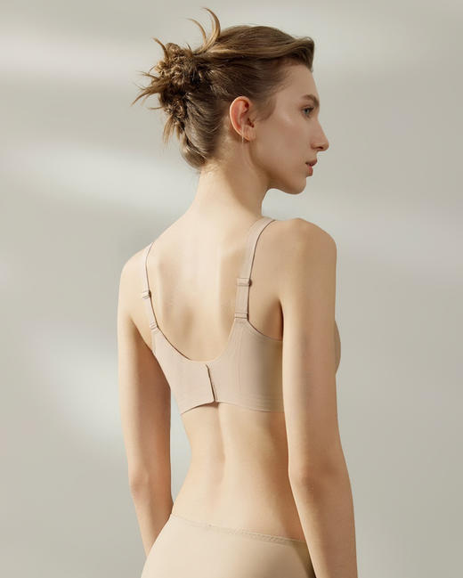 官网899！爱家反重力莫代尔无痕文胸内衣 大胸显小无钢圈软支撑聚拢胸罩女 商品图3