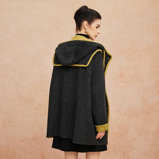 QH937斯尔丽2025冬季新款含羊绒撞色包边时尚带帽一手长双面双色大衣 商品图1