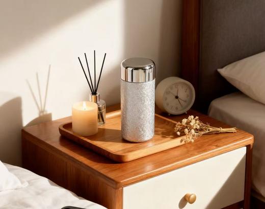 钛涂装内胆，覆钛内胆，安全无异味，安全、放心喝 分享热水，200ml轻便小巧随身携带 商品图3