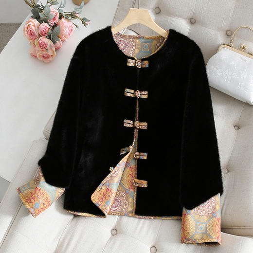 【YW】无忧购新中式国风盘扣皮毛一体妈妈装双面穿皮草复古外套2566#（截单后3-5天发货） 商品图0