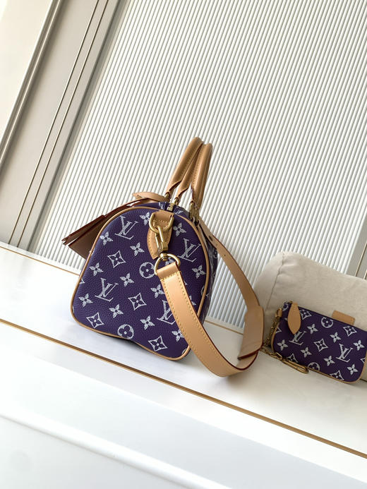 秋冬特惠💰1600 渠道级LV【全钢五金 MB163c01变码芯片】te级LV 全套包装 M11562紫色 本款Speedy P9 Bandoulière25手袋 商品图1