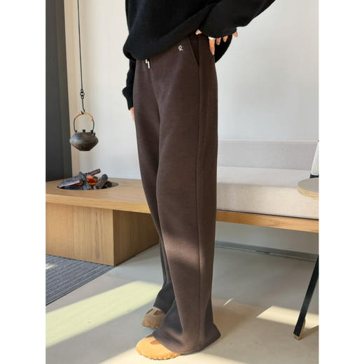 2511313   保暖小直筒 休闲糯米裤，软糯糯 商品图2