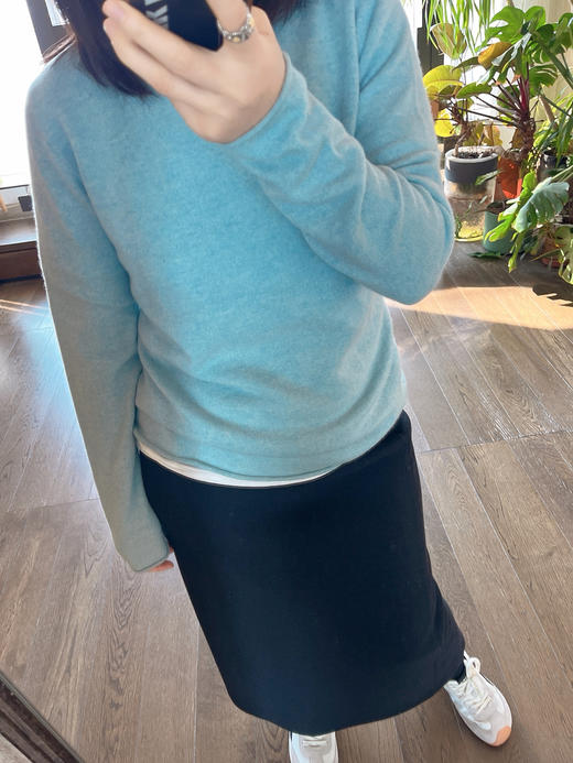 【体验羊绒】噢蜜ooomeooo冰雪蓝羊绒衫 商品图2