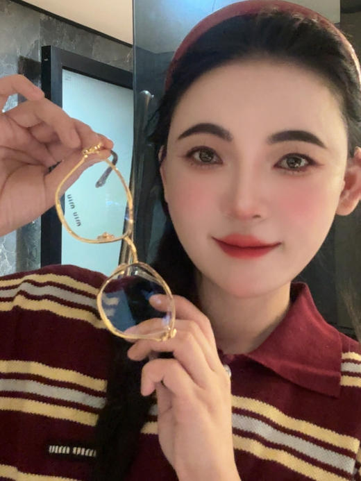 MIU家 轻便舒适 不规则形 光学镜架 男女同款情侣款 商品图5