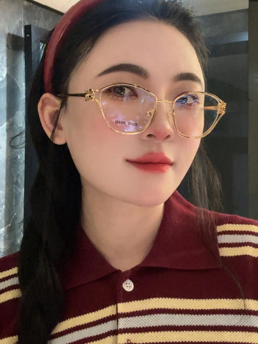 MIU家 轻便舒适 不规则形 光学镜架 男女同款情侣款 商品图1