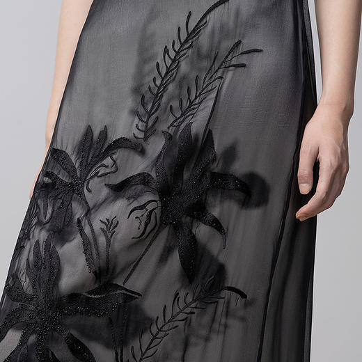 【林栖设计小店】【手工钉珠】笔墨花事生活在左桑蚕丝半身裙绣花2026早春新款花仙子裙子女1961076 商品图3