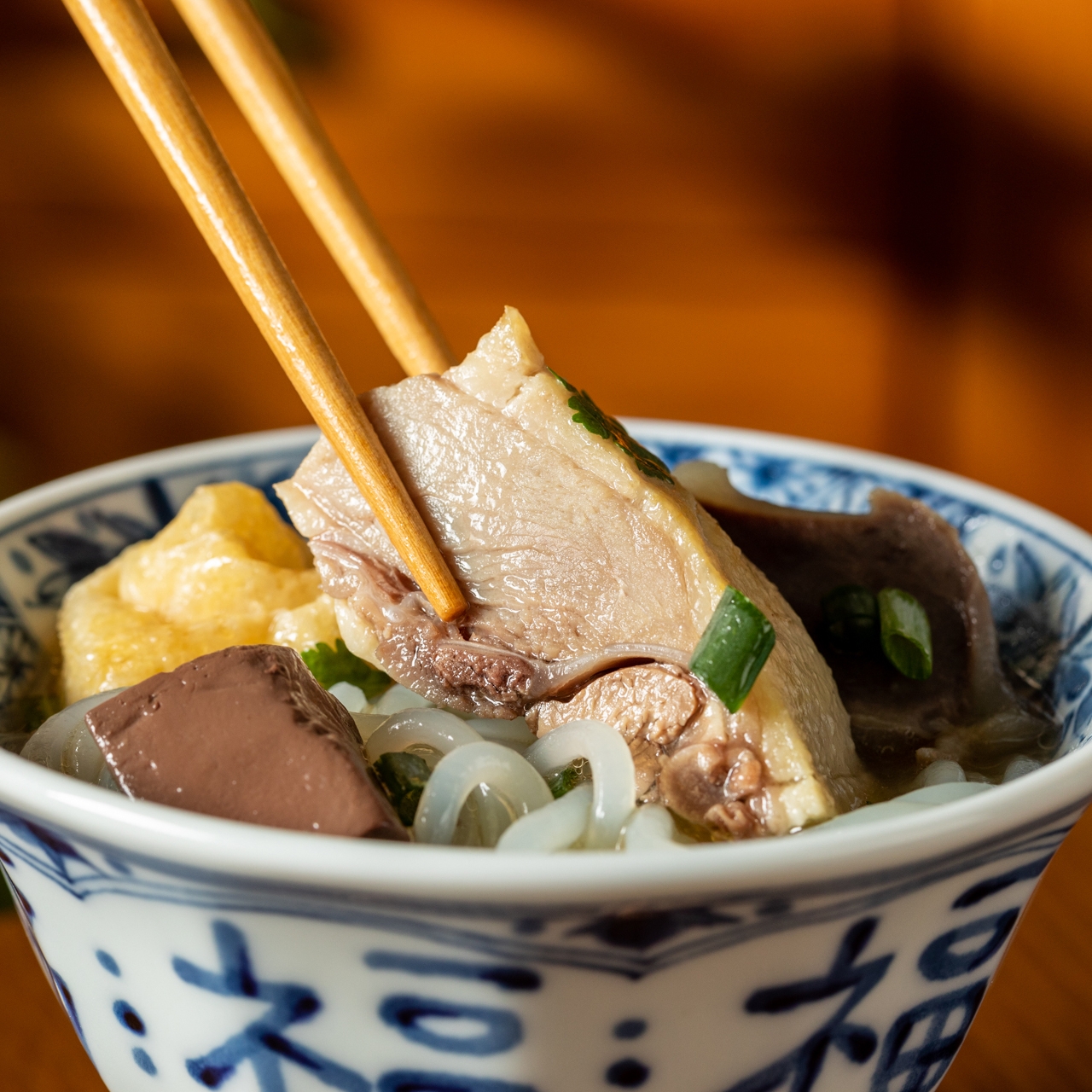 南京金陵盐水鸭|现做现发慢火焖卤，咸鲜入骨，不柴不腥