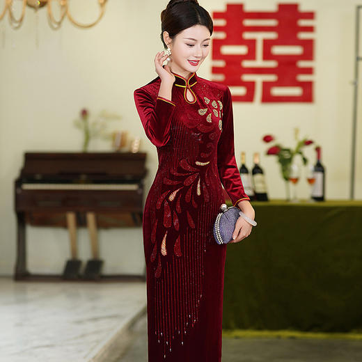 结婚礼服喜婆婆妈妈婚宴装金丝绒高档重工旗袍1011 商品图0