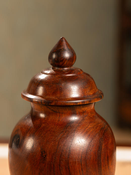 二十世纪	黄花梨一木整挖将军罐摆件 商品图3