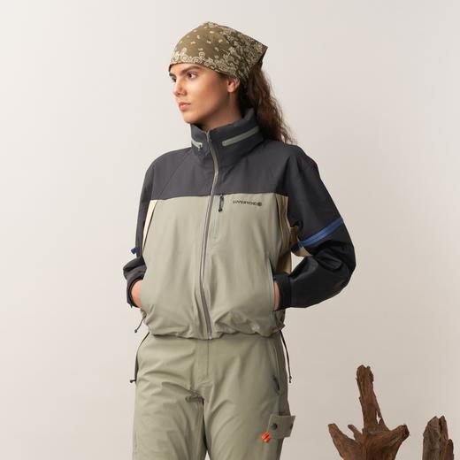 ORVAR女短款冲锋衣户外防水短款外套硬壳UPPERVOID二普纬度 商品图1