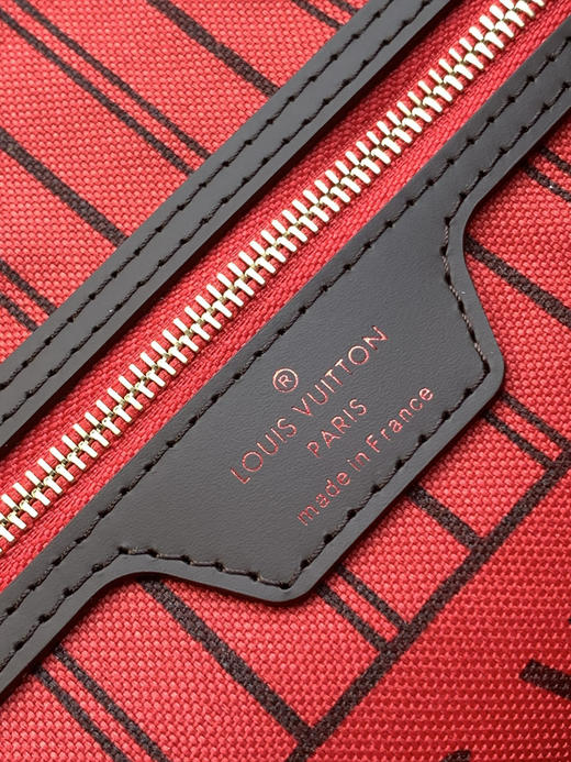 秋冬特惠💰1290 渠道级LV【全钢五金 变码芯片】te级LV 全套包装 41358棋盘格红 经典购物袋 中号 商品图8