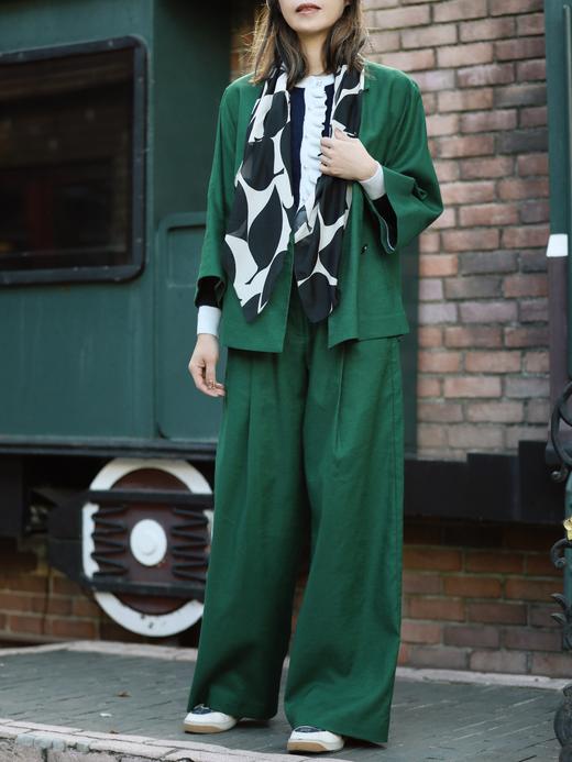 TYNVIE 纯亚麻茧夹克（配有花纹丝巾） - 森林绿 商品图12