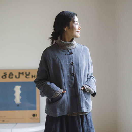绽放775朵/落肩帅气短外套·纯亚麻新中式外套女2025新款百搭上衣 商品图0