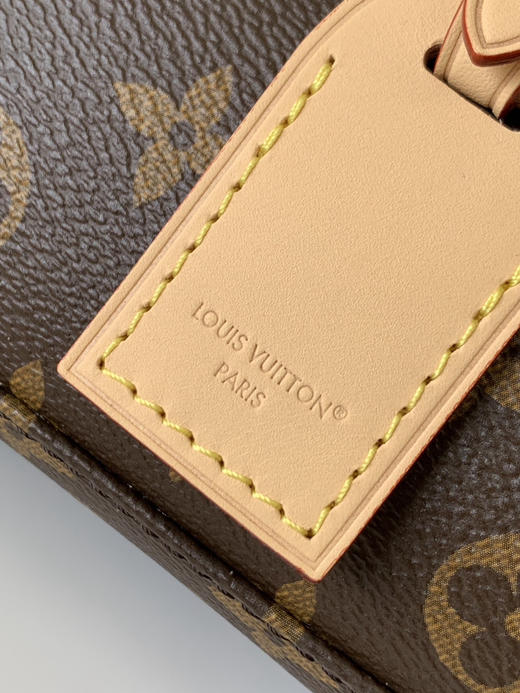 秋冬特惠💰1180 渠道级LV【全钢五金 MB163c01变码芯片】te级LV 全套包装 M47031老花 路易威登回溯1980年代Cité手袋的经典设计 商品图5