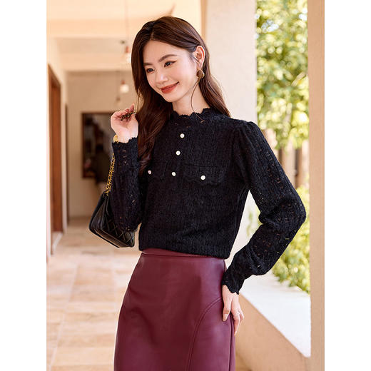 【年终特卖】熙世界杏色花边立领蕾丝衫女2025冬新款内搭磨毛抓绒小衫洋气上衣 商品图3