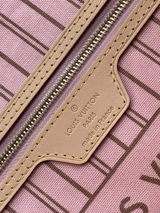 秋冬特惠💰1290 渠道级LV【全钢五金 变码芯片】te级LV 全套包装 41605白格 经典购物袋 中号 商品图8