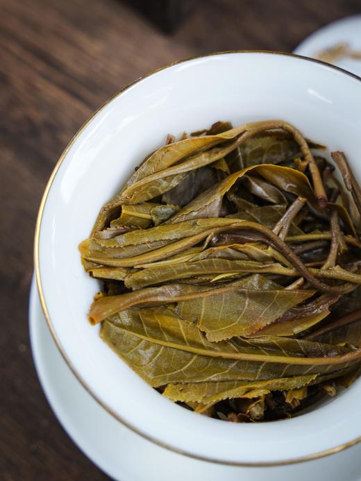 【墨江贡茶】2022年原料，东方某象品牌产品，顶账产品清仓变现，357克/饼，5饼/提 商品图4