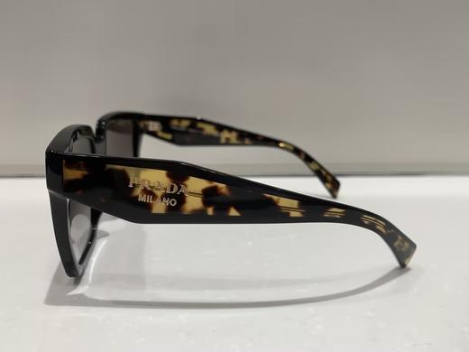 陆家眼镜 普拉达 太阳眼镜女  0PR24ZSF-1AB0A7-F【不退不换，介意勿拍】 商品图2