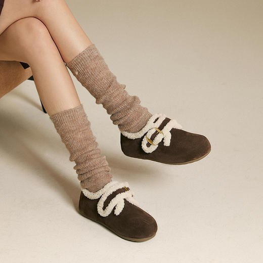 千百度薄底时尚雪地靴女加绒毛毛鞋棉鞋勃肯鞋暖暖靴A25690802 商品图4