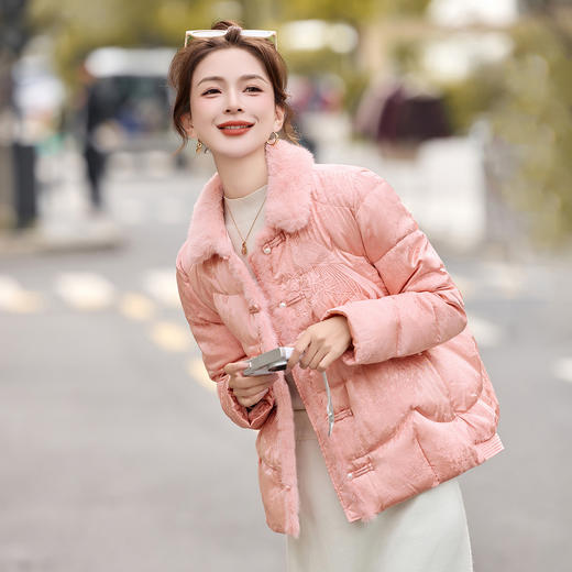 温暖新中式国风刺绣短款羽绒服，毛领真水貂毛洋气减龄白鸭绒外套HR-MEIQIN59179 商品图0